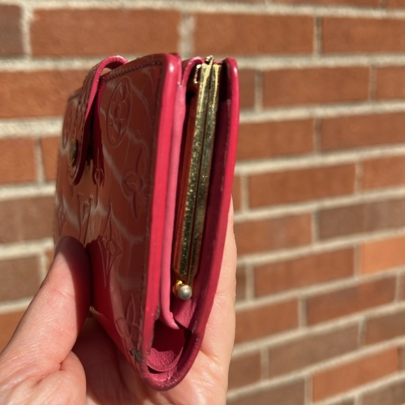 Louis Vuitton Kisslock Snap Bigold Wallet Pink Vernis - Picture 4 of 10